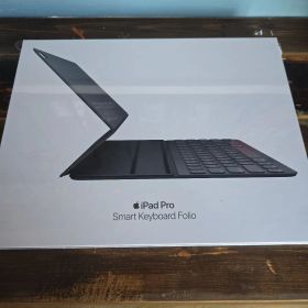 iPad Pro Smart Keyboard Folio 本体