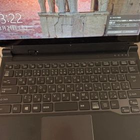 WindowsタブレットFUJITSU ARROWS Tab Q738/SB