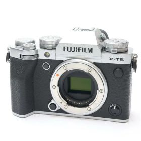 【中古】 《良品》 FUJIFILM X-T5 ボディ シルバー [ デジタルカメラ ]