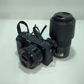 SONY◆デジタル一眼カメラ α6400 ILCE-6400Y ダブルズームレンズキット [ブラック]