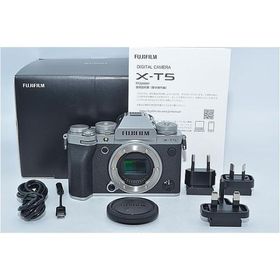 富士フイルム(FUJIFILM) ミラーレス一眼カメラ X-T5ボディ シルバー F X-T5-S