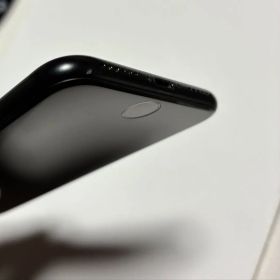 Apple iPhone SE (第2世代) ブラック