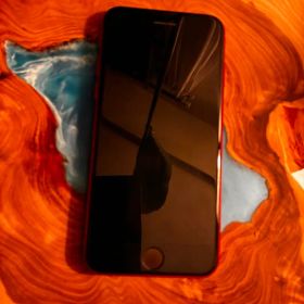 Apple iPhone SE (第2世代) PRODUCT(RED)