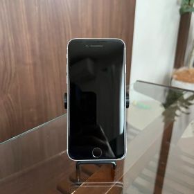 iPhone SE2 SE第2世代 ホワイト