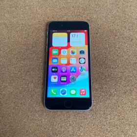 963【早い者勝ち】iPhoneSE2 第2世代 64GB SIMフリー☆
