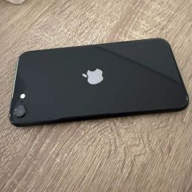 Apple iPhoneSE2 64GB ブラック