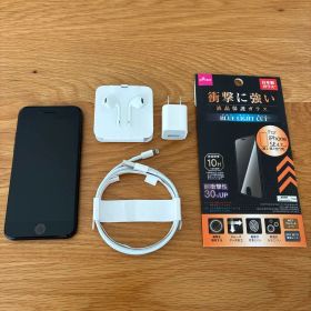 iPhone SE (第2世代) ブラック 本体