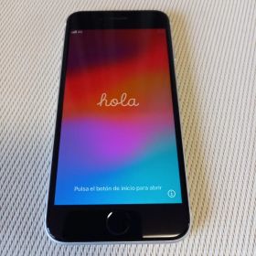 iPhone se 第２世代64GB SIMフリー