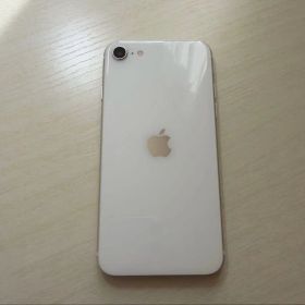 【中古】Apple iPhone SE ホワイト 本体 64GB