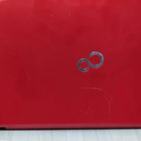 桜の季節限定価格 Fujitsu Lifebook SH90/P 4世代i5