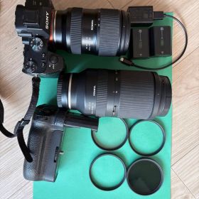 Sony α7iii ミラーレス Tamronレンズ2本その他付属品多数