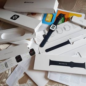 箱付 SE Apple Watch 40mm GPS アップルウォッチ LLP01