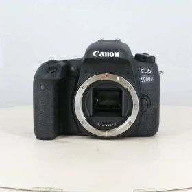 【中古】 (キヤノン) Canon EOS 9000D ボディ【中古カメラ デジタル一眼】 ランク：AB
