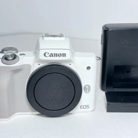 極上品 キヤノン EOS Kiss M2 ボディ ホワイト