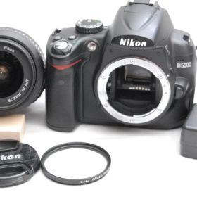 Nikon D5000/DX VR AF NIKKOR 18-55mm 良品