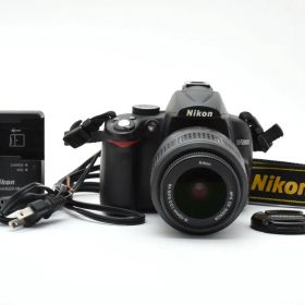 397 Nikon D5000 AF-S DX 18-55mm 3.5-5.6G