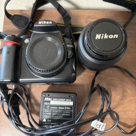 Nikon D5000 AF-S DX NIKKOR 18-55mm