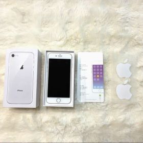 Apple iPhone8 64GB 本体 ホワイト シルバー