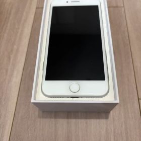 iPhone 8 64GB シルバー 箱・付属品あり
