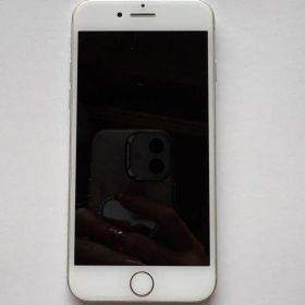 Apple iPhone 8 ホワイト 64GB