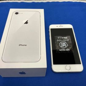 NQ792J/A iPhone 8 64GB シルバー au