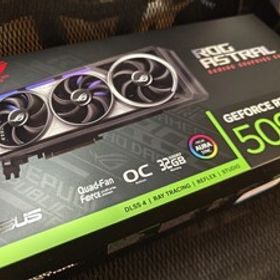 【新品】ASUS ROG ASTRAL RTX5090 OC 32GB