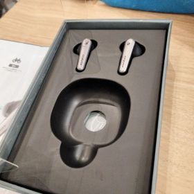 美品 Soundcore Liberty Air2 Pro イヤーチップ付き