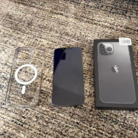 【即発送】Apple iPhone 13Pro Max本体 ケース付き