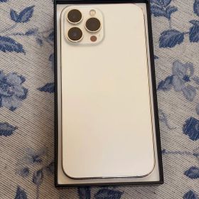 Apple iPhone 13 Pro Max シルバー 本体