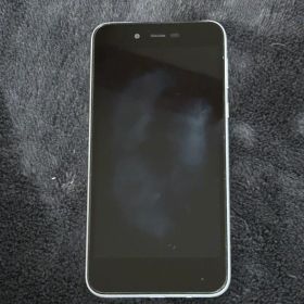 SHARP AQUOS sense basic 702SH ホワイト