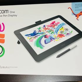 Wacom One 13（13.3インチ）液晶ペンタブレット (箱あり)