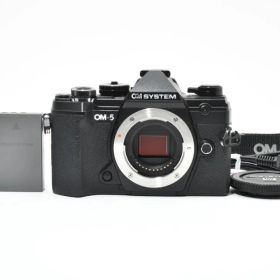 Olympus OM SYSTEM OM-5 Body Black