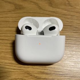 Apple Airpods 第3世代