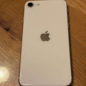 iPhone SE 3世代 64G SIMフリー 中古 バッテリー修理済