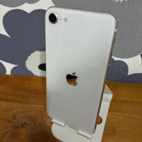 Apple iPhoneSE 第3世代 64GB スターライト 本体