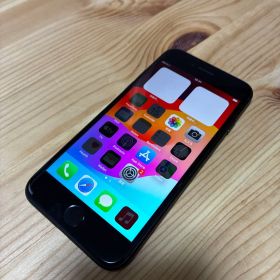 iPhone SE 第三世代 64GB SIMフリー バッテリー100