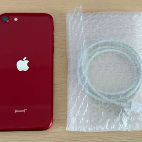 iPhone se（第３世代） 64GB レッド