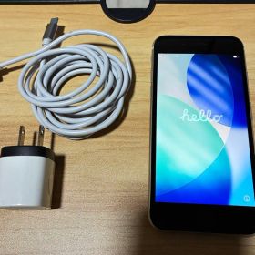 iPhone SE 第三世代 128GB スターライト