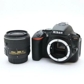 【中古】 《美品》 Nikon D5500 18-55 VR II レンズキット ブラック [ デジタルカメラ ]