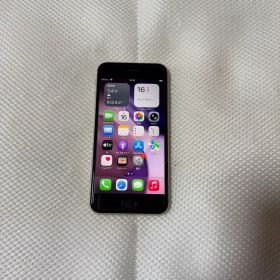 ⭐︎SIMフリー iPhoneSE 第3世代 128GB バッテリー100%