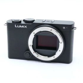【中古】 《新同品》 Panasonic LUMIX S9 ボディ DC-S9-K ジェットブラック 【安心☆バッテリーは新品です！】 [ デジタルカメラ ]