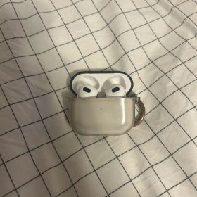 Apple AirPods 第3世代 ケース付き