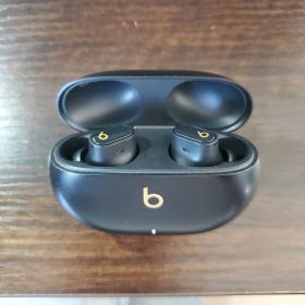 Beats Studio Buds+ ノイズキャンセリング イヤホン