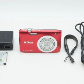 美品 Nikon ニコン COOLPIX A100 コンパクトデジタルカメラ レッド 260311c