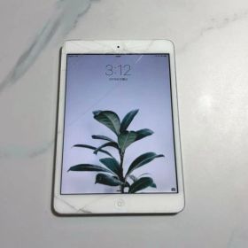 iPad mini 16GB Wi-Fi＋Cellular 画面割れあり