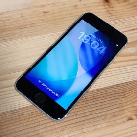 バッテリー新品 iPhoneSE第3世代64GB SIMフリー 17280