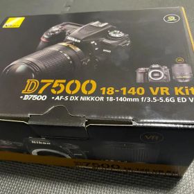 極美品 ショット数 24回 ニコン NikonD7500 VRレンズキット