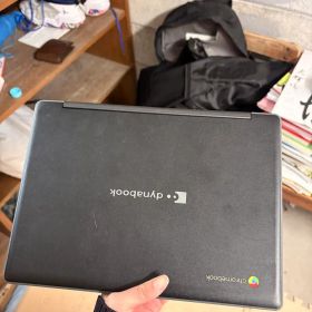 Chromebook本体 ブラック