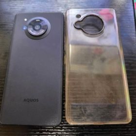 AQUOS R7