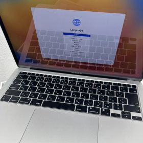 Apple Ｍ1チップ 13インチ MacBook Air